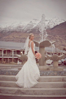 Bride-at-Fountains