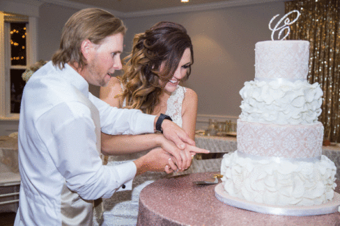 Cutting-the-Cake2