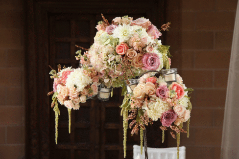 Floral-and-Candle-Centerpieces