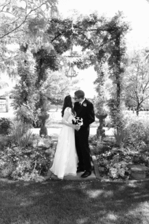 Garden-Kissing