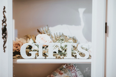 Gifts-Lettering