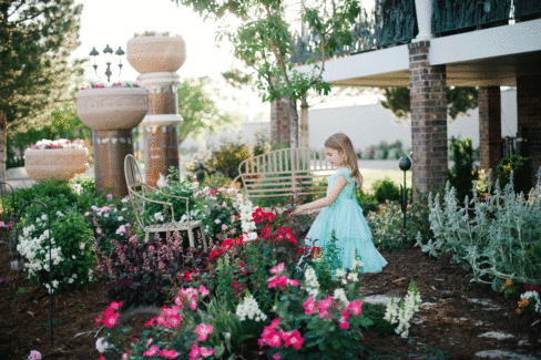 Girl-in-Gardens