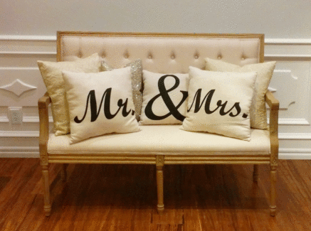 Mr-and-Mrs-Pillows