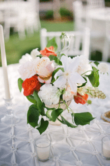 Outdoor-Wedding-Bouquet