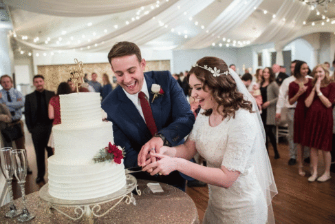 Reception-Cut-the-Cake